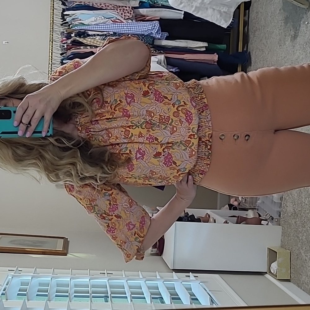 Cupcakes and Cashmere Yellow Pink Floral Elastic Neckline Blouse Small